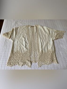 Democracy Crochet Trim Cream Open Front Top, Size Large
